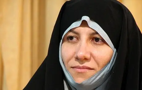 اسلام زن را در کنار مرد و فرزندان می‌پسندد