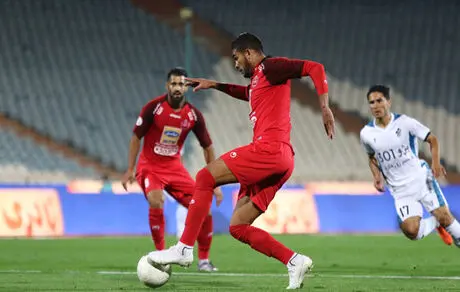 جذب مهاجم خارجی ارزان قیمت در دستور کار پرسپولیس
