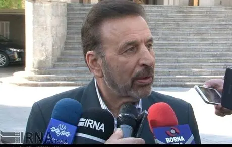 واعظی: طرح‌های توسعه‌ای کشور را در شرایط تحریم به پیش می‌بریم / از شرایط سخت عبور خواهیم کرد