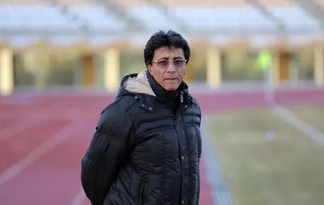 استقبال یک پرسپولیسی از استقلالی‌ها بعد از قهرمانی در آسیا