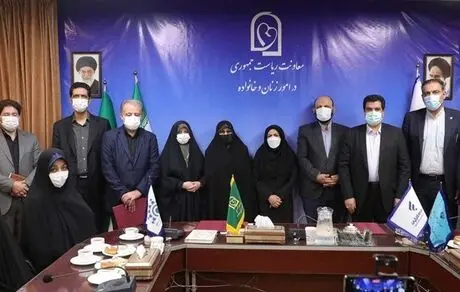 تفاهم نامه همکاری معاونت امور زنان و خانواده ریاست جمهوری، بانک رفاه کارگران و صندوق ضمانت سرمایه‌گذاری تعاون امضاء شد