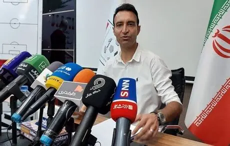 عنایتی: اولین گزینه سرمربیگری امید بودم/ اختلاف فدراسیون و کمیته بزرگ نیست اما از وزیر قول گرفتم همه پای کار باشند