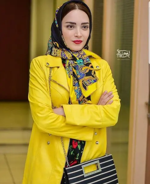 بهنوش طباطبایی در بغل محمدرضا گلزار + عکس و بیوگرافی
