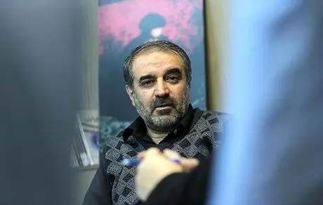 یک عده ابله انتقاد می‌کنند که چرا اینترنت را قطع کردند