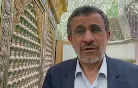احمدی‌نژاد: شرایط به نفع مردم تغییر خواهد کرد