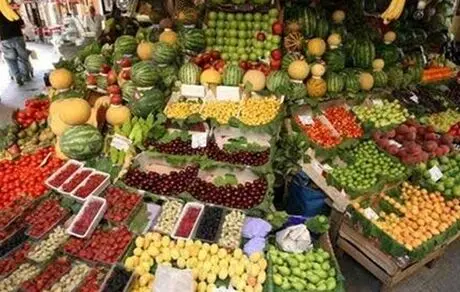 قیمت بعضی میوه‌ها در میادین و مغازه ها اختلاف ۱۰۰درصدی دارند + جدول قیمت‌ها