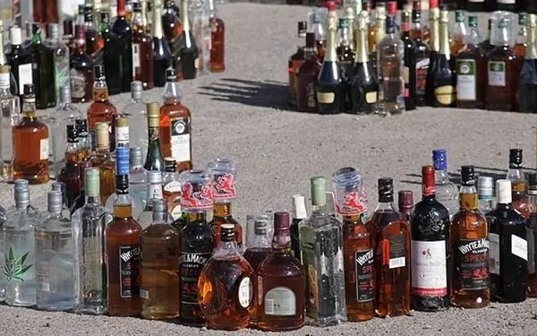 چرا قانون درباره مشروبات الکلی فاسد تغییر نمی‌کند؟
