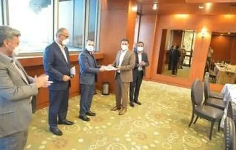 مدیر استانی بانک صنعت و معدن در استان فارس معرفی شد 