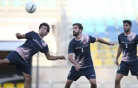 فرجی پرسپولیس را ترک می‌کند؟