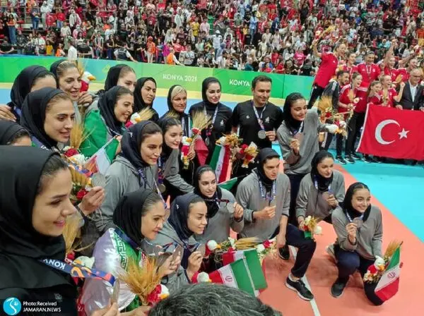 زنان ایران نقره والیبال را گرفتند + فیلم و تصاویر