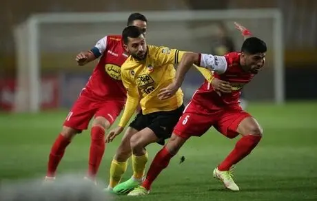 دیدگاه فنی فرزاد آشوبی در مورد بازی سپاهان و پرسپولیس
