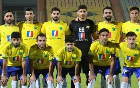 حضور بانوان هواداران آبادانی در بازی پرسپولیس تکذیب شد 