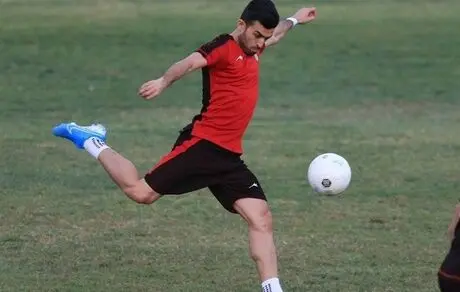 هافبک جدید صنعت نفت بازی با پرسپولیس را از دست داد 