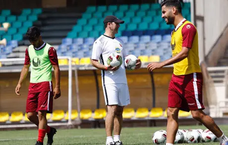 مهدی ترابی در تمرین پرسپولیس حاضر شد 