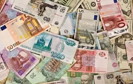 نرخ رسمی ۱۷ ارز کاهش یافت
