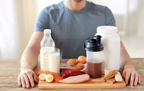 نقش لبنیات در رژیم غذایی ورزشکاران و بدنسازان
