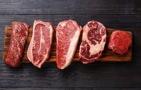 شش فایدۀ شگفت‌انگیز گوشت قرمز