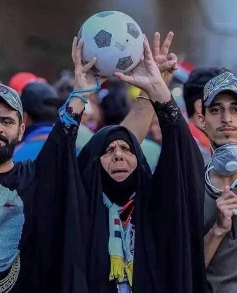 زن عراقی که به خاطر برد عراق مقابل ایران جهانی شد!