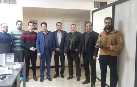 تقدیر مدیر بازارگستر منطقه ۵ از همکاران بخش لجستیک 