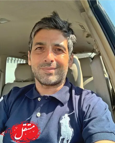 سلفی حمید گودرزی در ماشین مدل بالاش + عکس