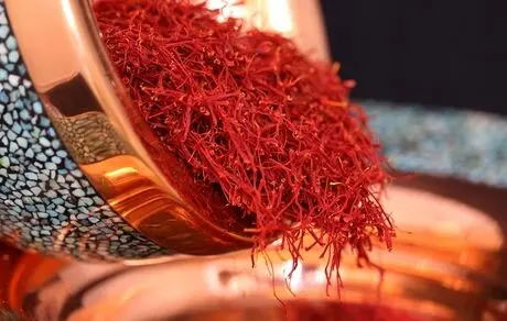 سود زعفران ایران در جیب چینی‌ها