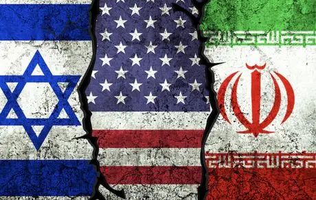 آغاز سال ۲۰۲۶ با جنگ؛ تهدید سناتور آمریکایی: اگر برنامه هسته‌ای ایران ادامه یابد حمله می‌کنیم!