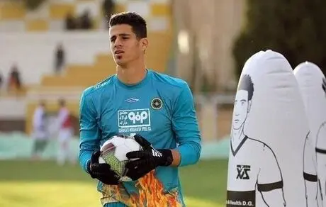 خبری مهم درباره قرارداد ستاره مدنظر استقلال و پرسپولیس