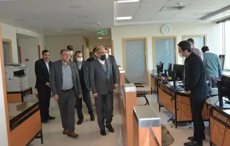 دیدار مدیرعامل و اعضای هیأت مدیره بانک صنعت و معدن با همکاران ستاد و شعب استان تهران