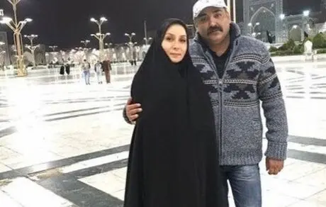 آقای بازیگر و همسر بازیگرش در حرم امام رضا(ع)+ عکس