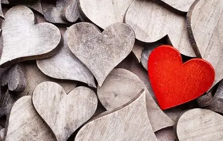 ۷ نشانه ی اعتیاد به عشق