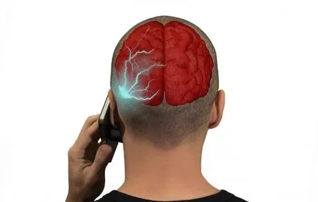 موبایل باعث تومور مغزی نمی‌شود 