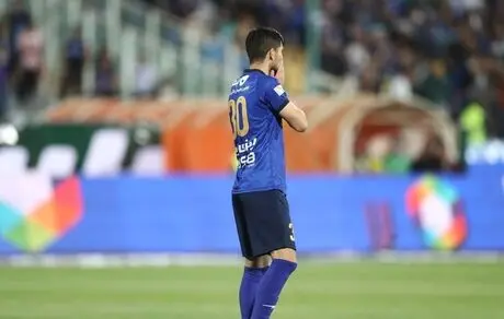 عزیزبک آمانوف و شاید بازی خداحافظی!

