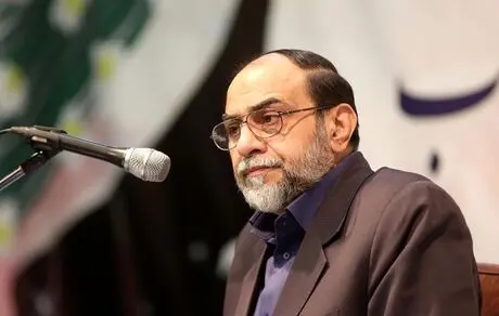 اگر مشکلات مملکت حل نمی‌شود، تو عرضه نداری!