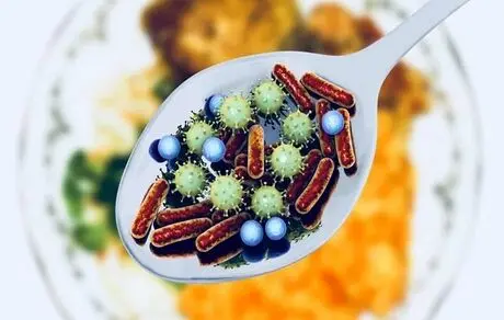 
8 توصیه برای پرهیز از مسمومیت غذایی در تابستان
