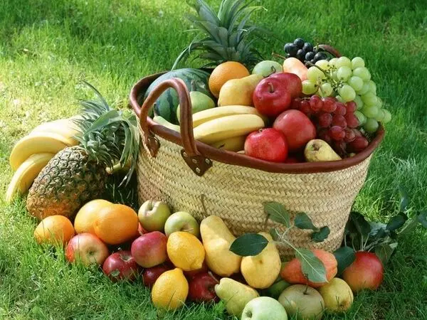 پوست کدام میوه‌ها و سبزی‌ها را نباید دور ریخت؟