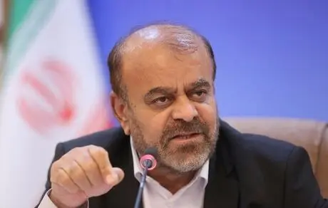 وزیر راه: پرواز بازگرداندن ایرانیان از اوکراین برقرار می‌شود