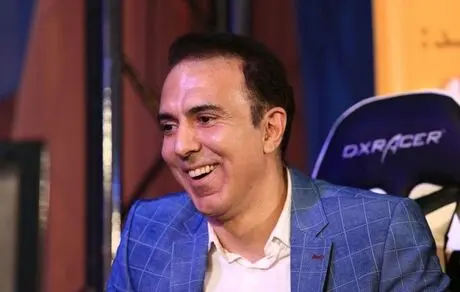 واکنش مدیر سابق شبکه مستند به مهاجرت مزدک میرزایی