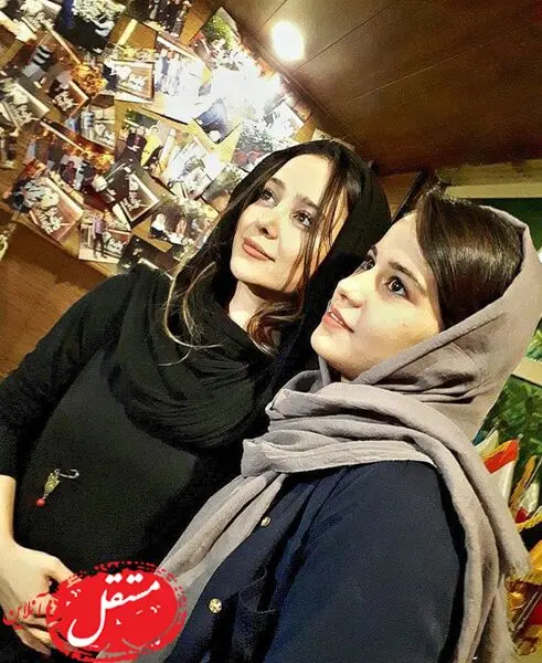 الناز حبیبی و هوادارش در یک کافه + عکس