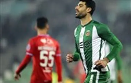 بازگشت مهدی طارمی به ترکیب