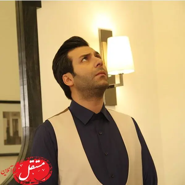 نگاه رو به آسمان آقای بازیگر + عکس