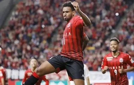 مهاجم دورگه ای پرسپولیس را بیشتر بشناسید 