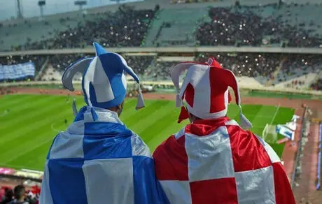 عرضه اولیه استقلال و پرسپولیس