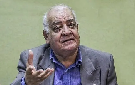  گرانی روزانه بالا می‌رود و ما نیروی انسانی کشور را به دلیل این شرایط از دست می‌دهیم