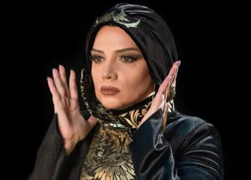 لباس و میکاپ عجیب و غریب الهام پاوه نژاد + عکس