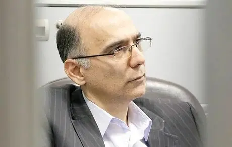 کسانی که ریش می‌گذارند و انگشتر دستشان می‌کنند و از برجام بد می‌گویند، خطرناکترین آدم‌ها هستند! 