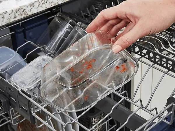 6 علت تخلیه نشدن آب ماشین ظرفشویی