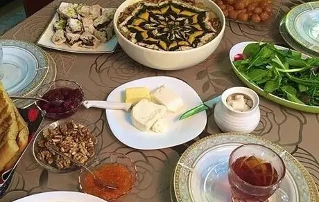 در سحری و افطاری چه بخوریم و چه نخوریم؟