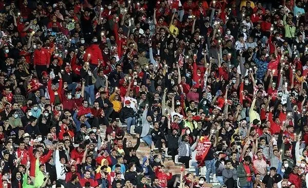 نامه باشگاه پرسپولیس به سازمان لیگ برای حضور تماشاگران در دیدار با سپاهان 