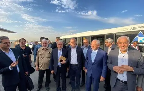پزشکیان در راه اصفهان