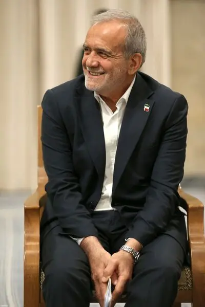 عکسی متفاوت از مسعود پزشکیان